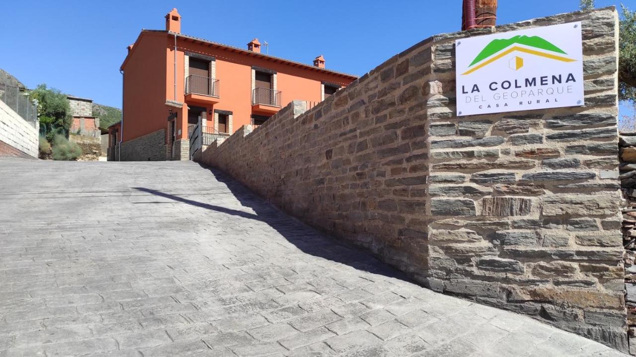Casa Rural La Colmena Del Geoparque Наватрасьерра Экстерьер фото